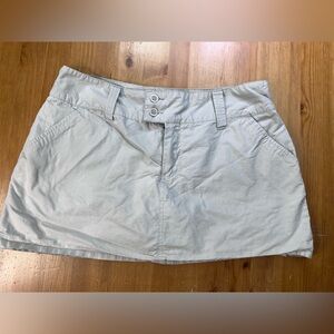 Chic Light Khaki Mini Skort